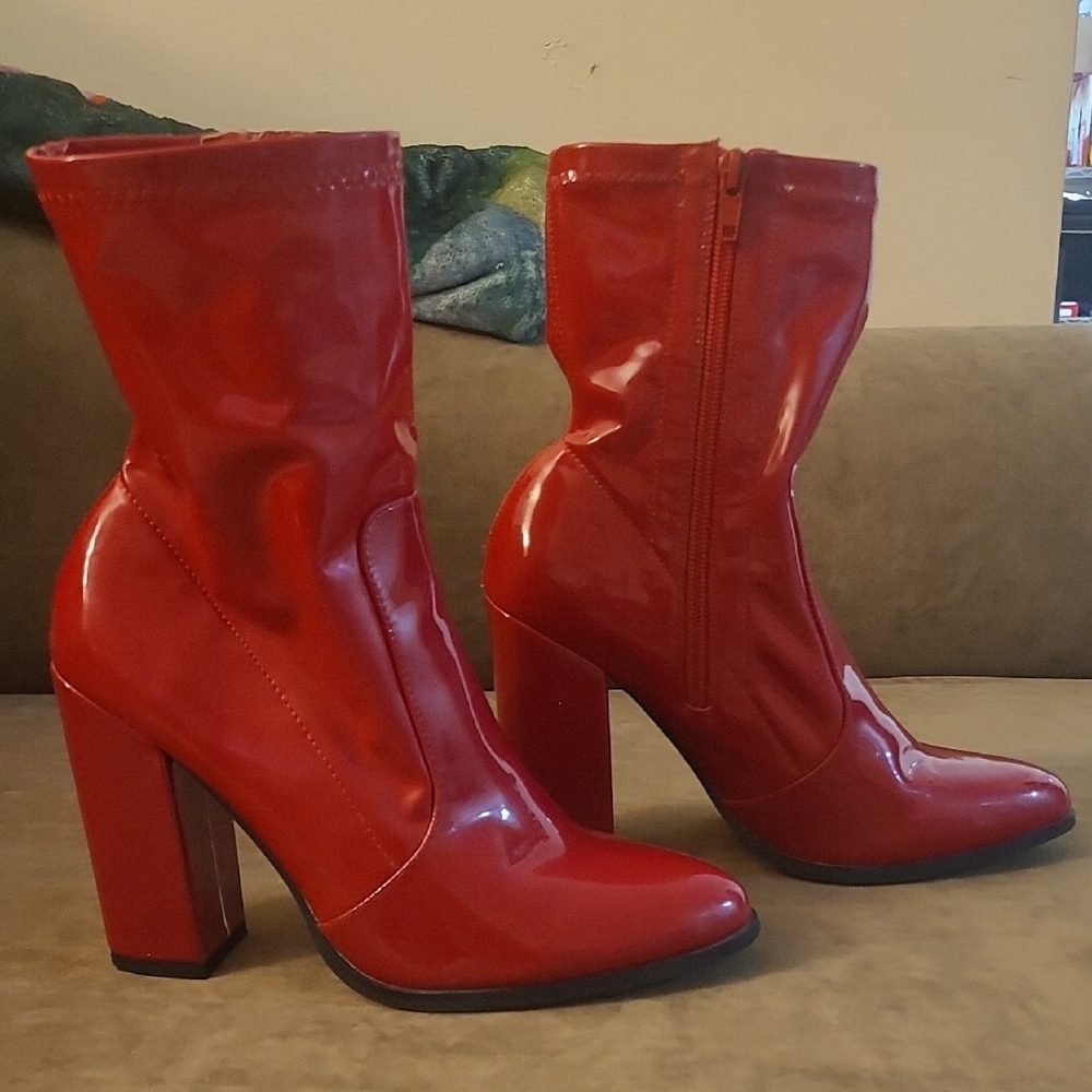 Red Heeled Boots with Glossy Finish and Block Heel
